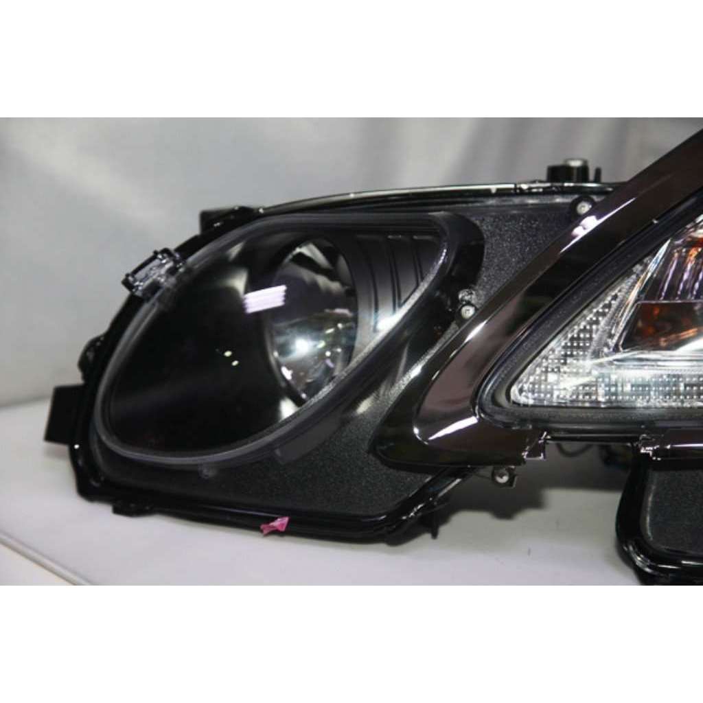 LEXUS GS300 HEADLIGHTS (3 Generation) | BLACK – Motowey